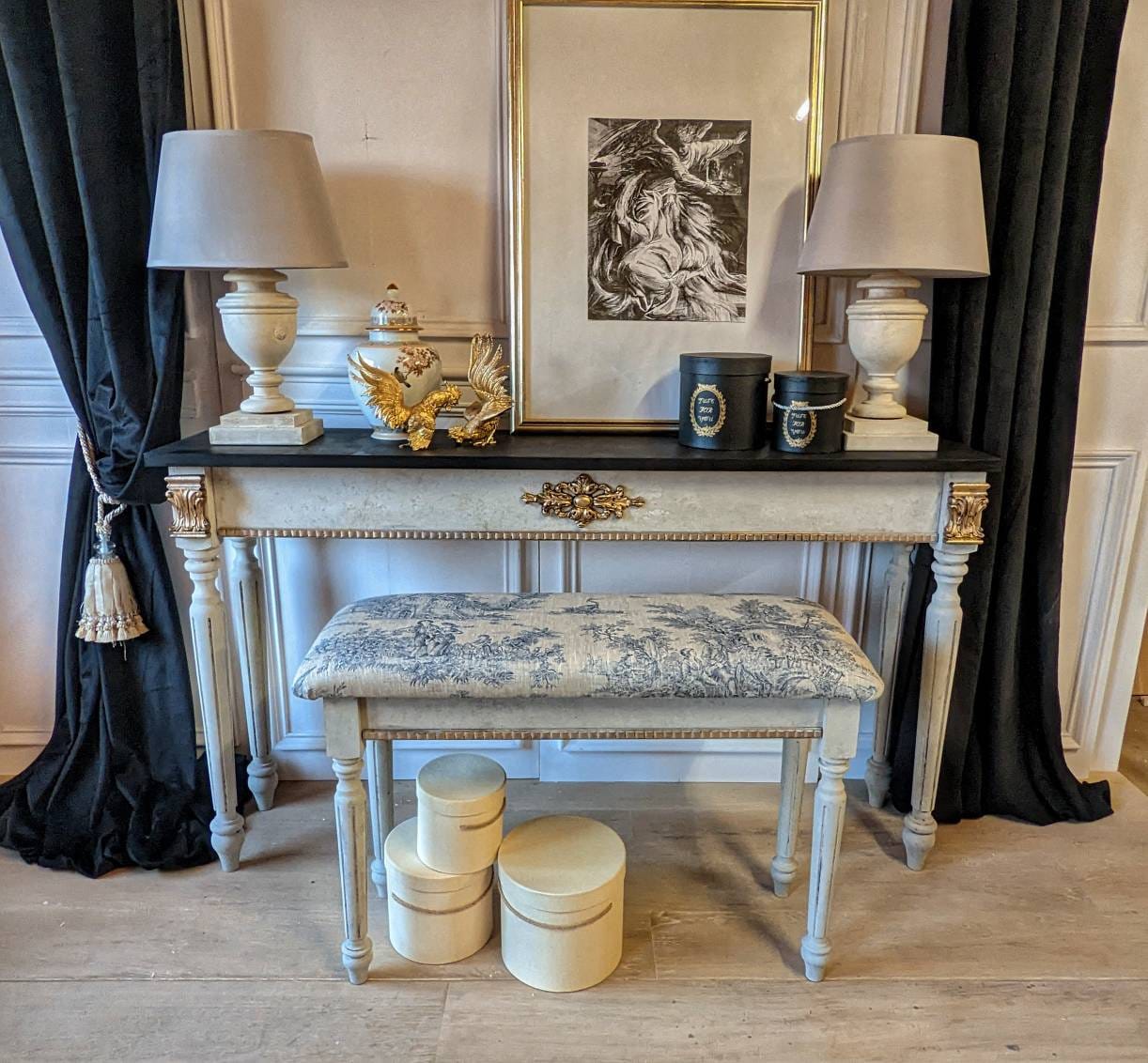 Console table French, Vintage style, wooden console table, wooden console, carved console, gold ornaments. Grey shabby chic