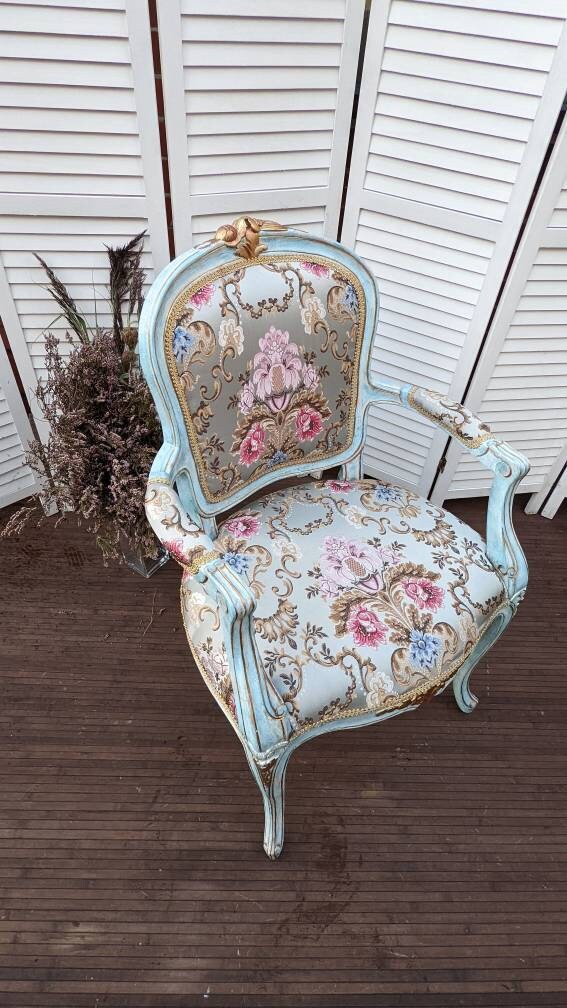 Lovely Vintage Chair. French & Flower. Beauty Brocade Fabric Damask Jacquard Embossed. French Style Boudoir Chair.