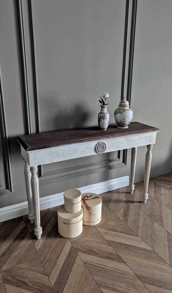 White French style carved wooden console table distress finish, wooden console, carved console, ornaments