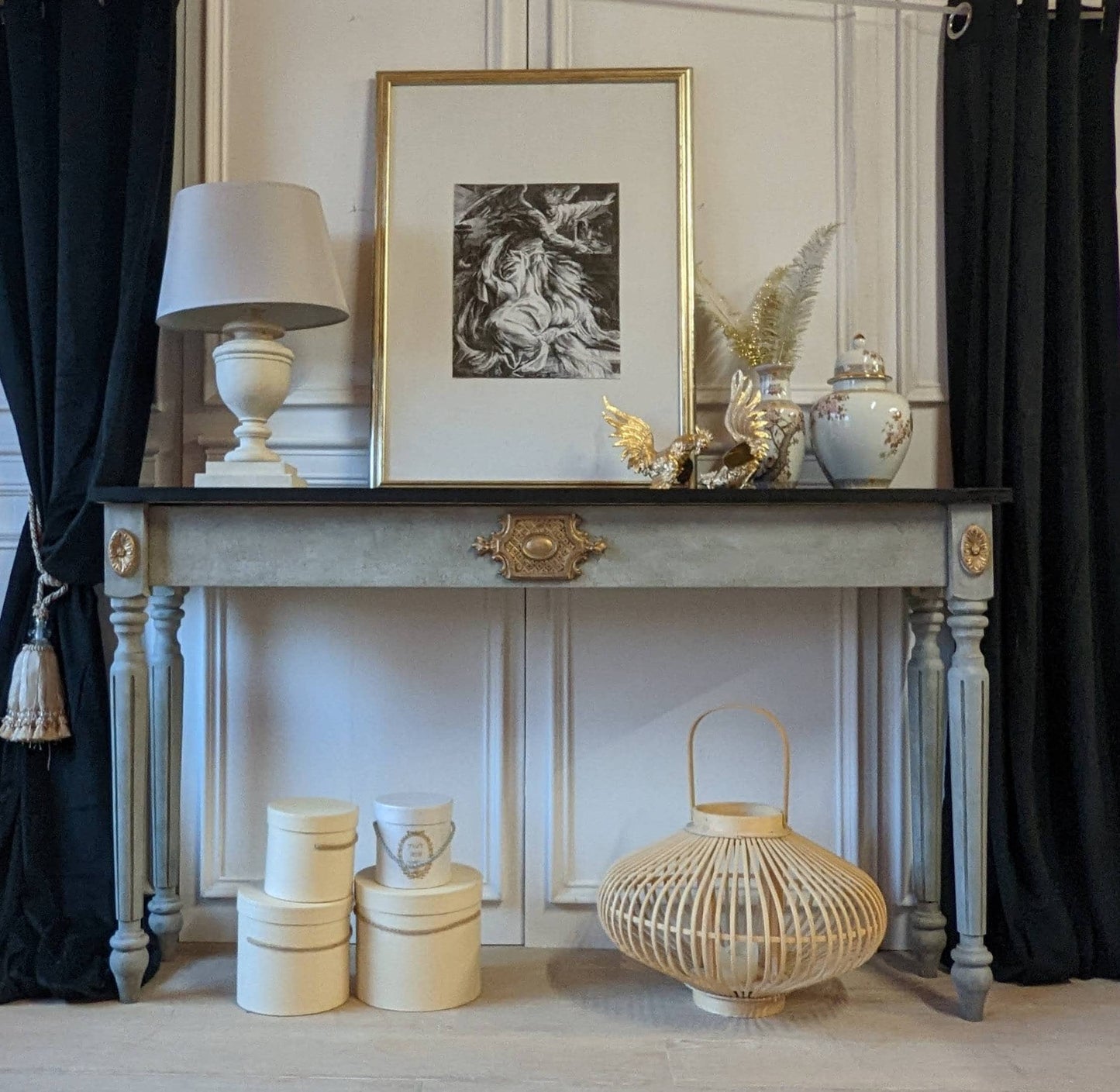 Console table French, Vintage style, wooden console table, wooden console, carved console, gold ornaments. Grey shabby chic