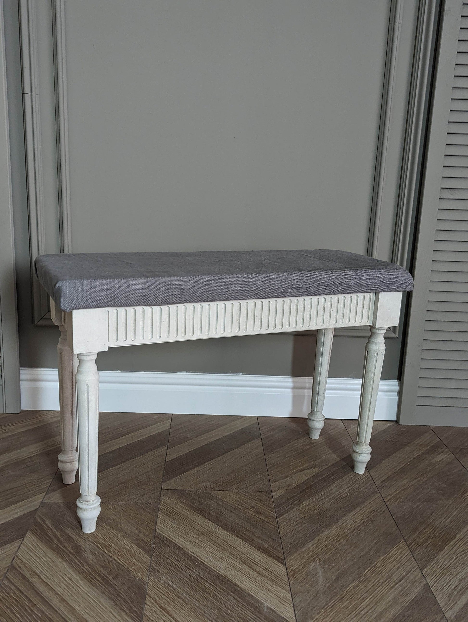 French style bench light grey distress finish, White wooden console, carved console, bedroom bench.