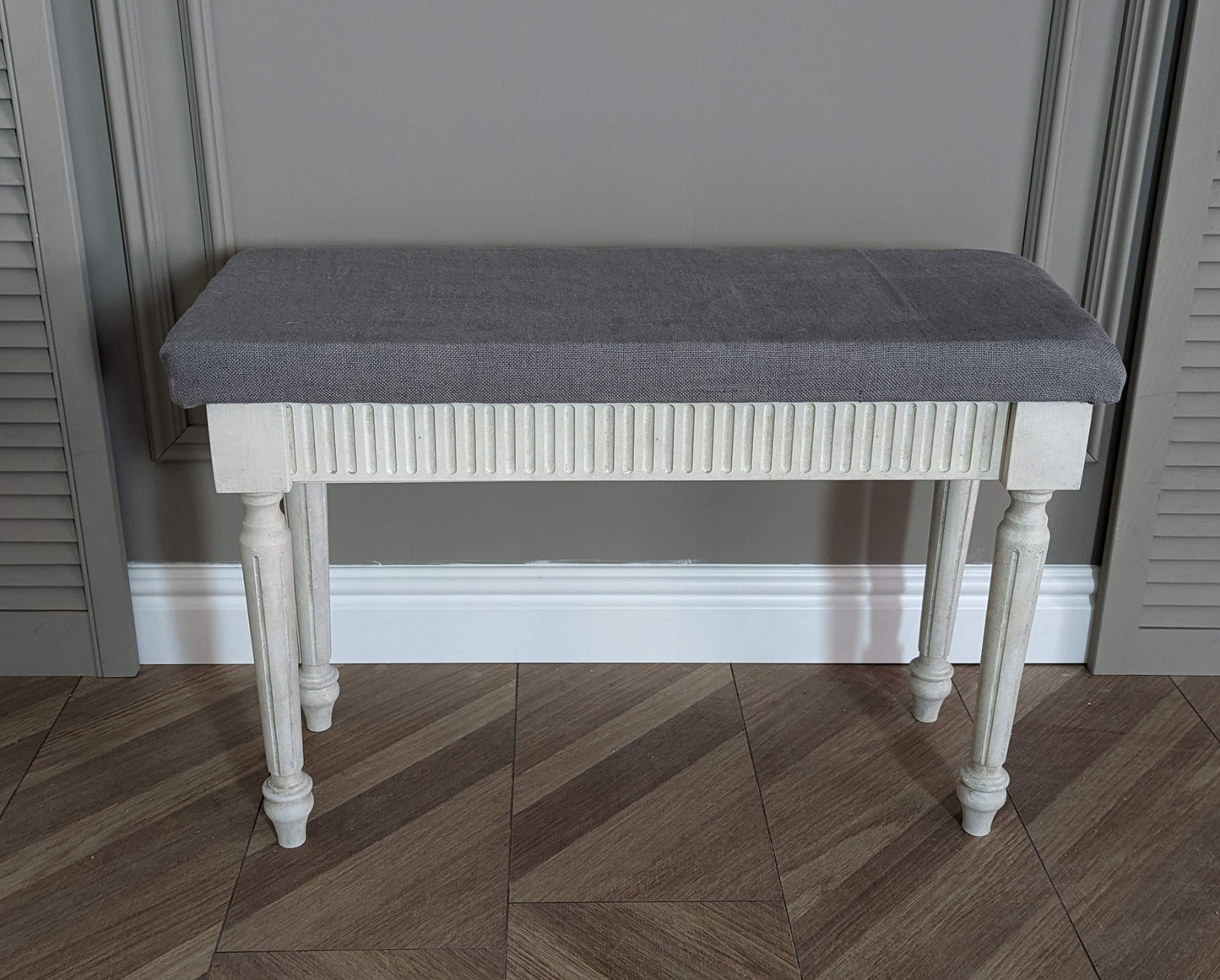 French style bench light grey distress finish, White wooden console, carved console, bedroom bench.