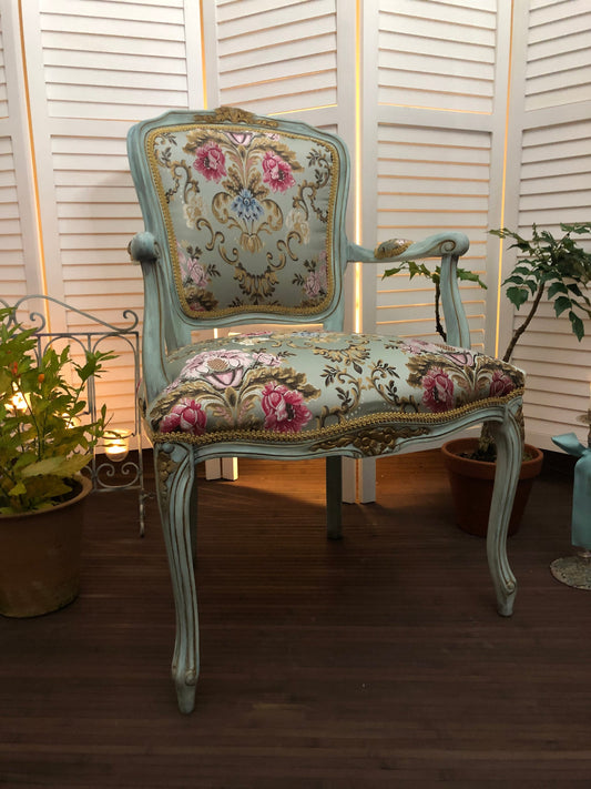 Lovely Vintage Chair. French & Flower. Beauty Brocade Fabric Damask Jacquard Embossed. French Style Boudoir Chair.