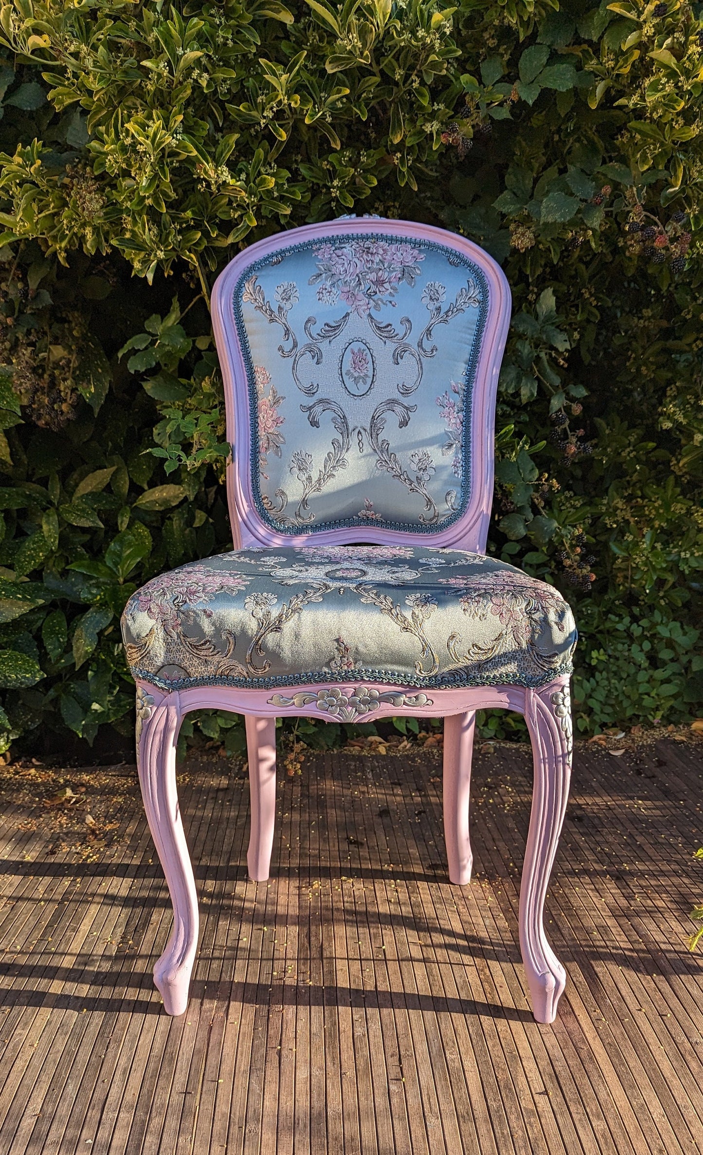 French style, Vintage Chair. Dining chair. Beauty Brocade Fabric Damask Jacquard Embossed. French Style Boudoir Chair.