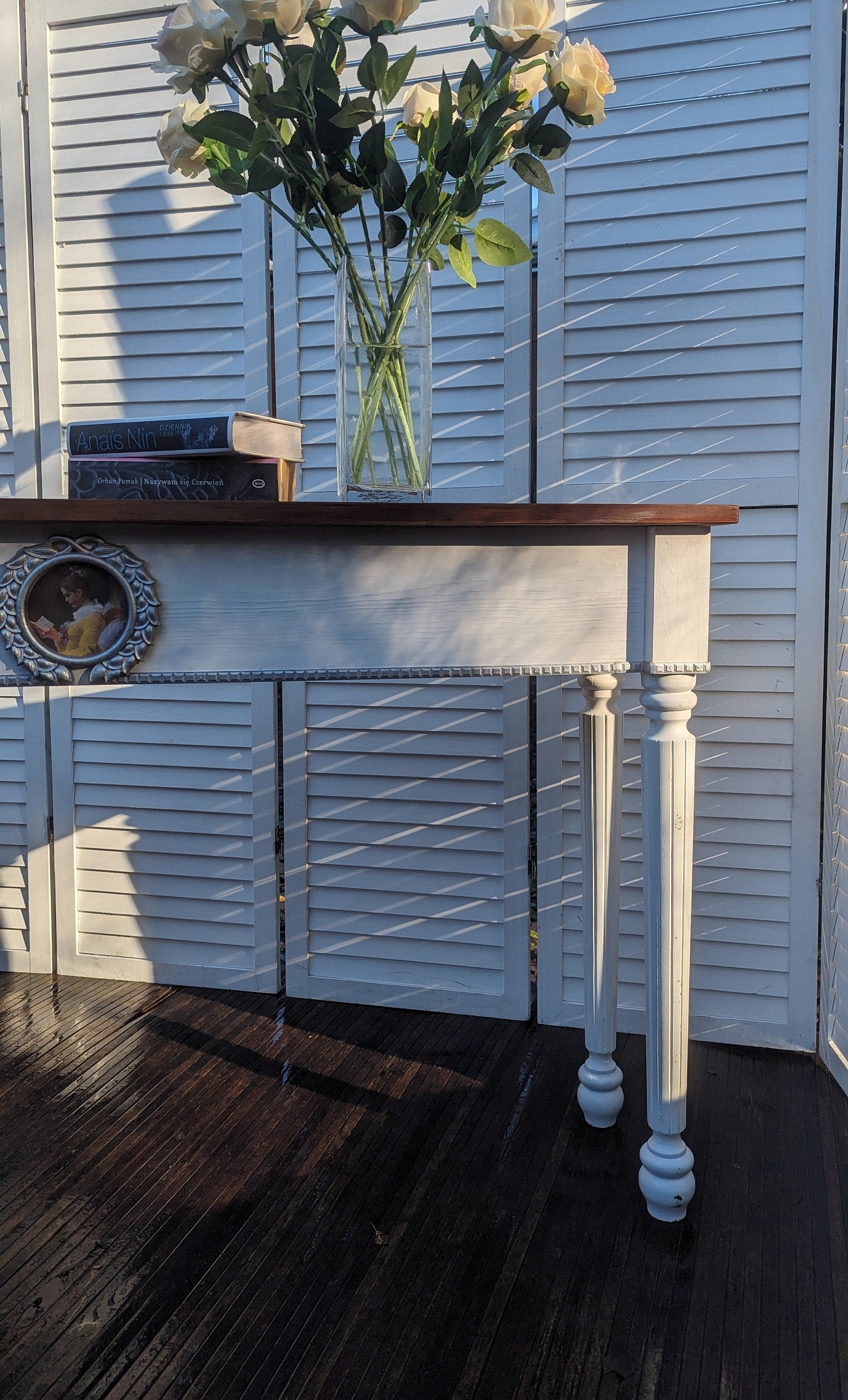 Vintage style French console table, wooden desk, console, carved desk, entry table, dressing. Shabby chic narrow table.